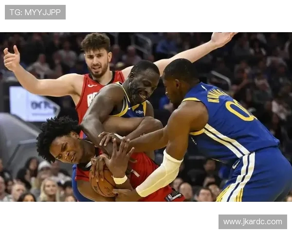 勇士vs火箭前瞻：杜兰特继续缺阵，库里带队守卫主场