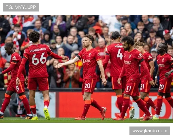 利物浦本赛季英超有10粒丢球来自定位球，仅次于森林